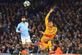 姆巴佩在MAD比赛中惊险取胜，问鼎冠军引发热议！的简单介绍爱游戏AYX