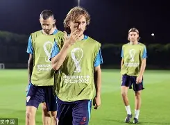 爱游戏AYX(中国)官方网站-莫德里奇中场什么水平